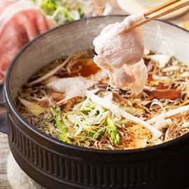 豚肉と千切り野菜のしゃぶしゃぶ