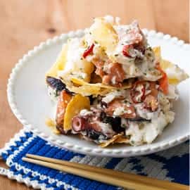 タコとポテサラのペペロンチーノ