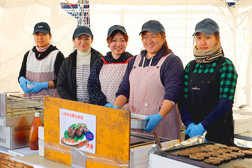 小名浜さんま郷土料理再生プロジェクト「さんまポーポー焼きバーガー」