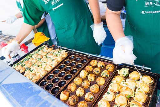 大船渡漁港で水揚げされた秋刀魚を使用した「さんまメンチ」