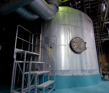 ケトル蒸留器（ミディアムタイプ）