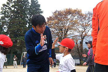 JFA・キリン熊本復興応援サッカー教室の様子