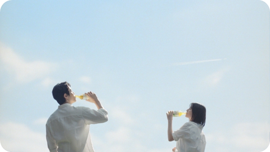 キリン 生茶 「きもちよさ、と生きていく 2人」篇 30秒